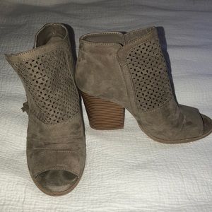 grey ankle boots